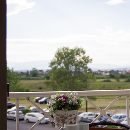 Hotel Rodon Paralia Katerinis Ngoại thất bức ảnh