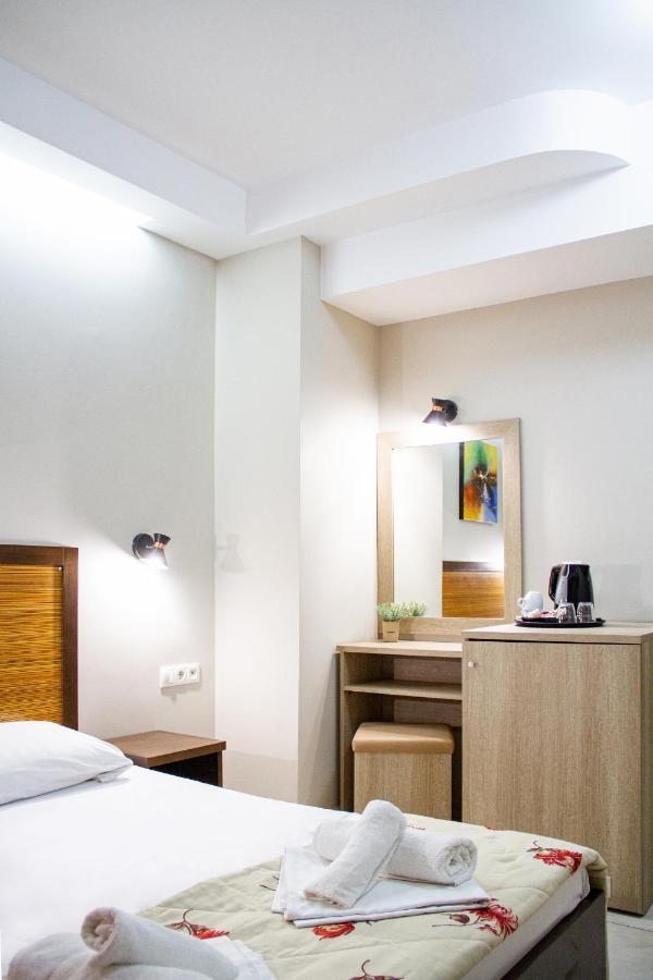 Hotel Rodon Paralia Katerinis Ngoại thất bức ảnh