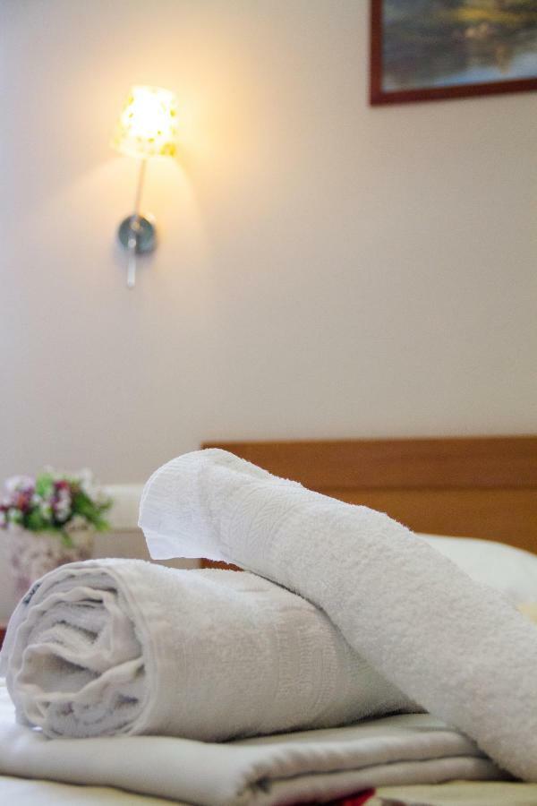 Hotel Rodon Paralia Katerinis Ngoại thất bức ảnh